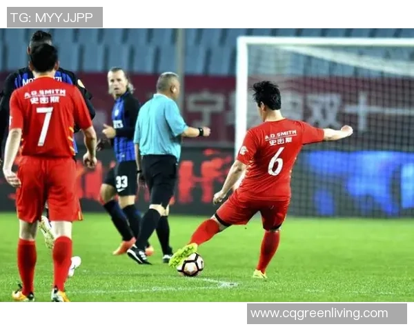 费拉拉与莱切历史交锋记录分析及比分回顾